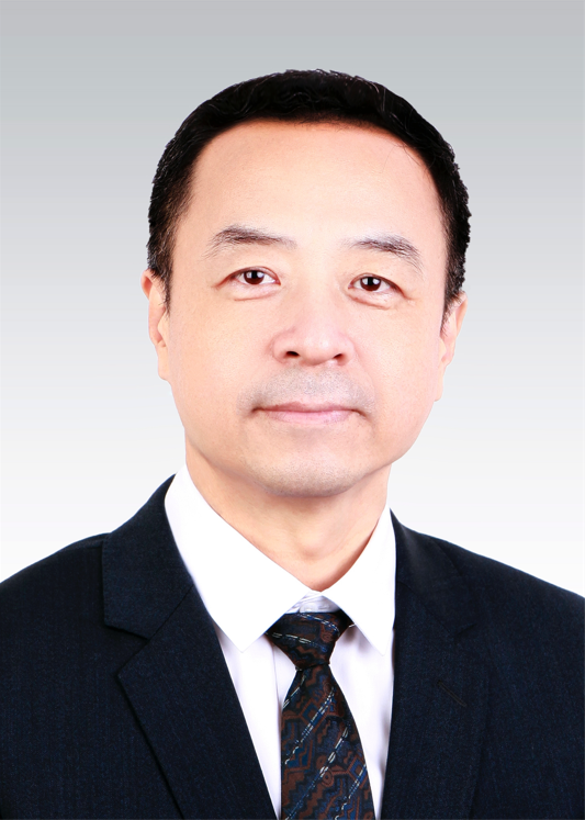 崔士鑫，男，漢族，1966年9月生，研究生學(xué)歷，中共黨員，現(xiàn)任人民日報(bào)社副總編輯兼機(jī)關(guān)黨委書記。